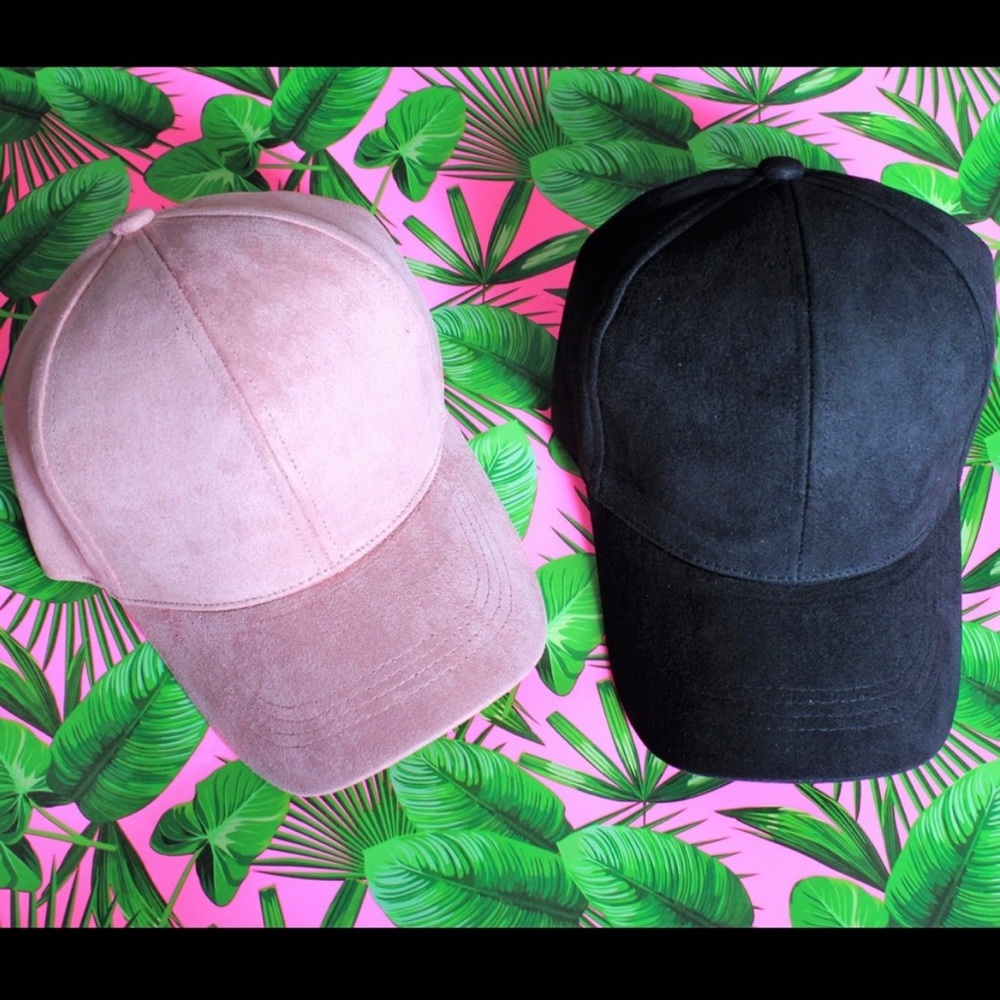 ➕Add On➕ PINK Velvet Hat